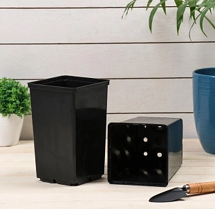 Горшок технический квадрат высокий Роза 0,8л 9x9 h14 Горшок технический квадрат высокий Роза 0,8л 9x9 h14