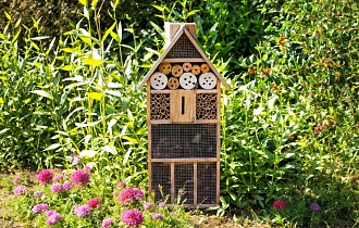 Готовим сад к зиме. Домик для полезных насекомых. Создаем отель для энтомофагов. Готовим сад к зиме. Домик для полезных насекомых. Создаем отель для энтомофагов.